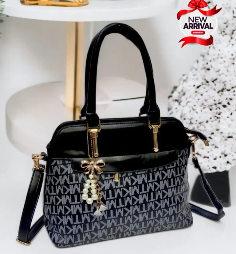 handbags in pakistan - ladies bags in pakistan - elixir bags - astore bags - rtw bags - beechtree bags - limelight bags - women bags - black