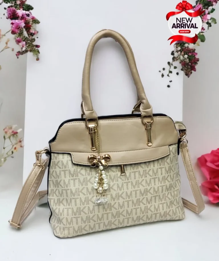 handbags in pakistan - ladies bags in pakistan - elixir bags - astore bags - rtw bags - beechtree bags - limelight bags - women bags - white
